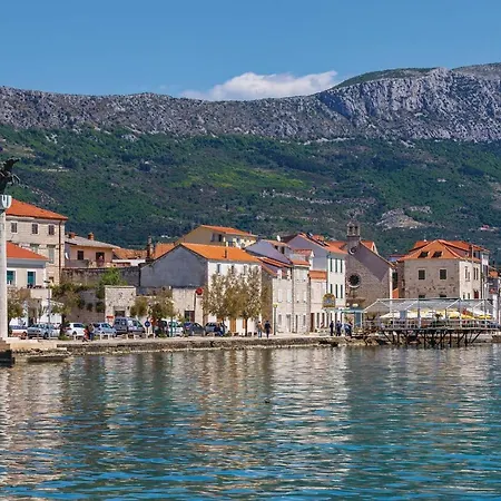 Three-bedroom In Kastel Stari * Kaštela
